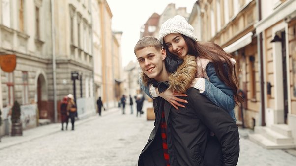 AmourMeet Internet Site Testimonial In 2025 Free Credits, Costs, Legality