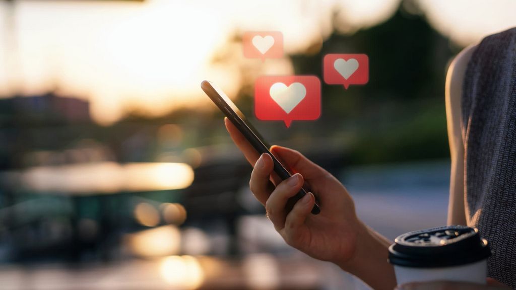 AmourMeet Website Evaluation In 2025: Free Credits, Prices, Validity