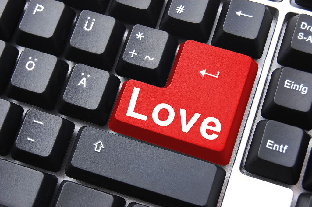 NaomiDate Dating Website Review 2025: Pros & Cons, Rates, Safety and security